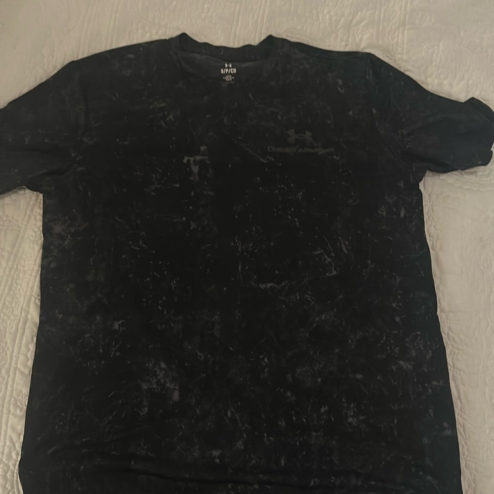 Under Armour breathable tee